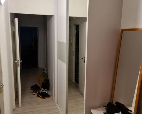 Skrina s delenými dverami 19