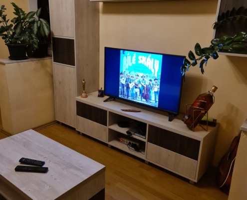 Stolík 2